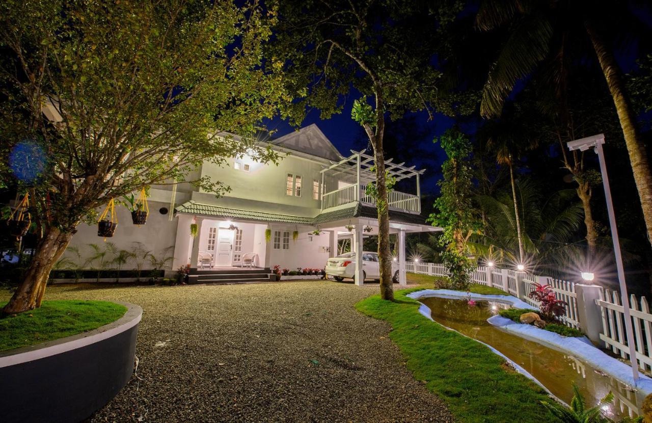 Alencherry Plantation Homestay Текади Екстериор снимка